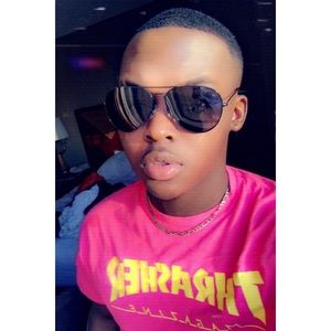 Meet your Posher, James